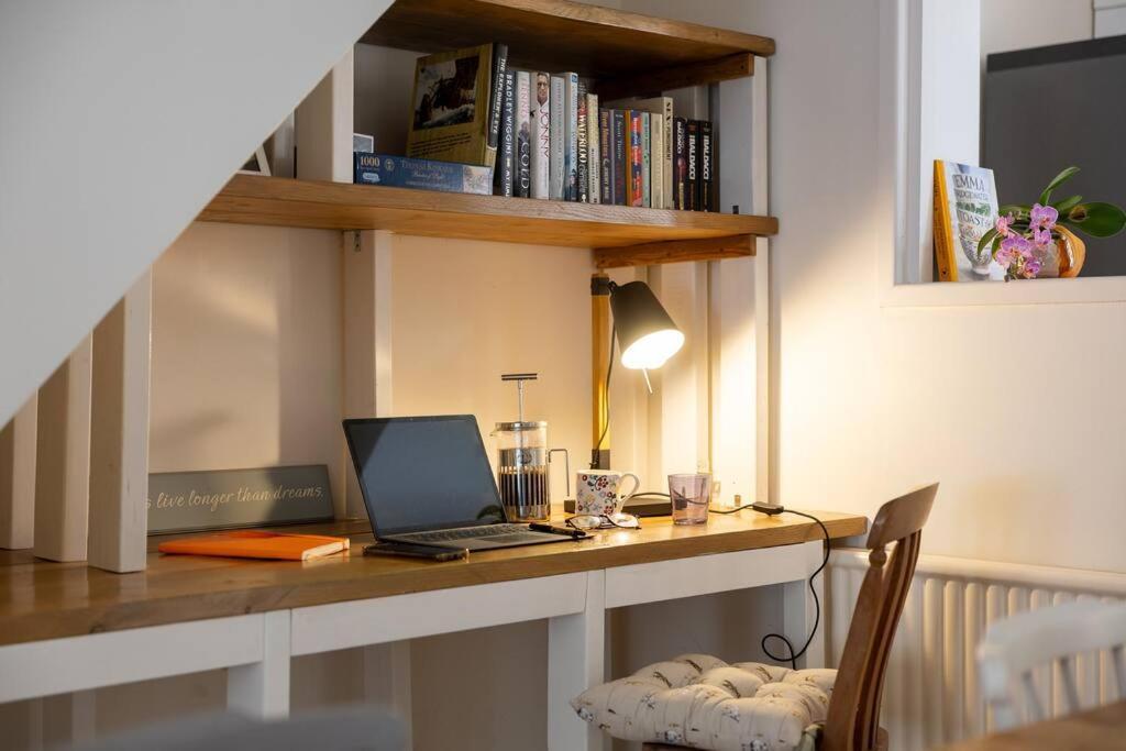 Pure B - Welcoming Bath City 3 Bed House Free Parking & Wifi Εξωτερικό φωτογραφία