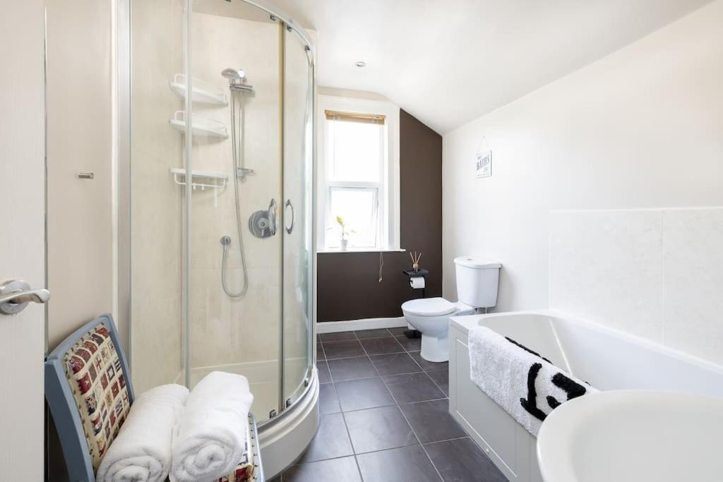 Pure B - Welcoming Bath City 3 Bed House Free Parking & Wifi Εξωτερικό φωτογραφία